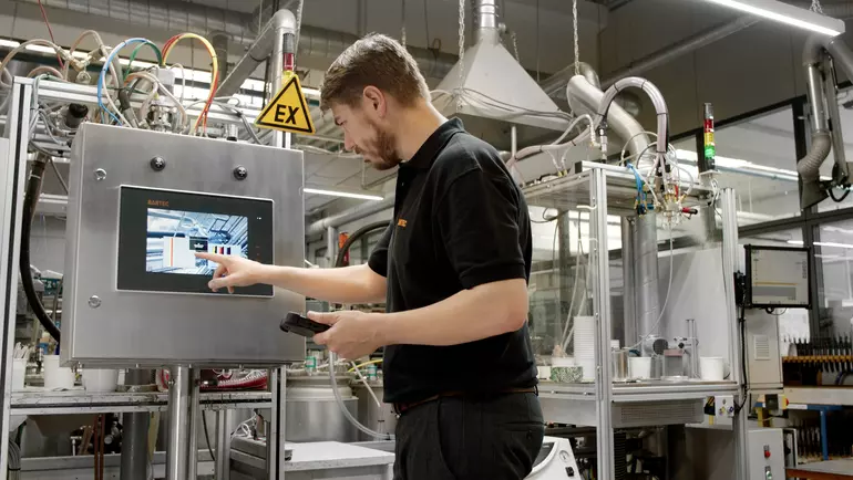 Polaris Smart HMI with Bartec employee Polaris Smart HMI with Bartec employee